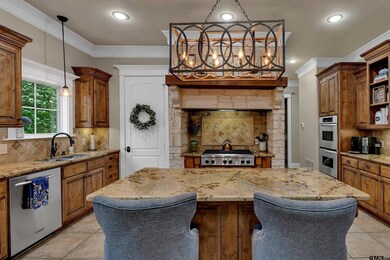 2020 2020 Stonegate Valley Dr, Tyler, TX 75703 - photo 6