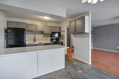 52 Twin Oaks Terrace, South Burlington, VT 05403 - photo 6