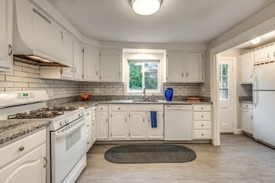 26 Allen Rd, Winchester, MA 01890 - photo 4