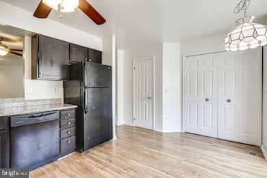 7323 Eden Brook Dr, Columbia, MD 21046 - photo 4