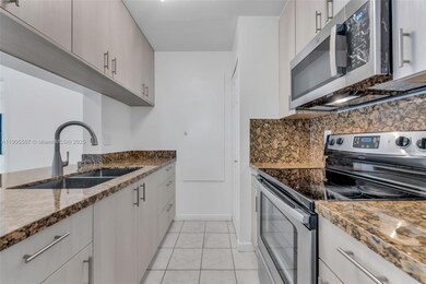 9730 Hammocks Blvd unit 10128, Miami, FL 33196 - photo 3