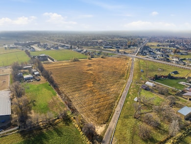 9800 Woodland Hills Dr, Salem, UT 84653 - photo 3