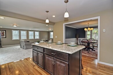 32 East St, Uxbridge, MA 01569 - photo 5