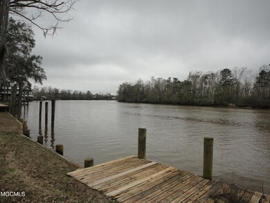 9129 Riverlodge Dr, Moss Point, MS 39562 - photo 5