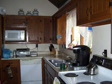 Kitchen. kitchen / family room