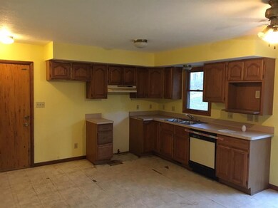 3905 N 600 W, La Porte, IN 46350 - photo 5