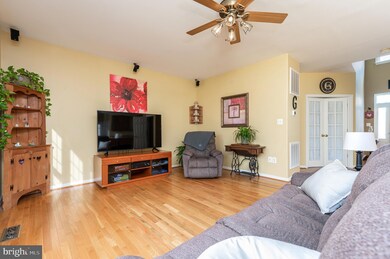 4145 Sparkleberry Ct, Prince Frederick, MD 20678 - photo 4