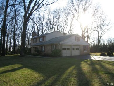 6358 Chestnut Hill Rd, Coopersburg, PA 18036 - photo 2