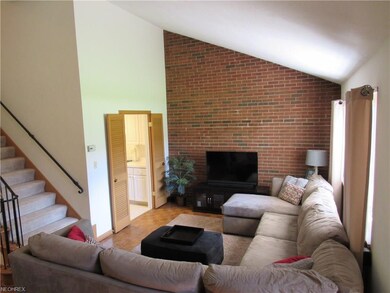25300 Country Club Blvd unit 4-14, North Olmsted, OH 44070 - photo 2