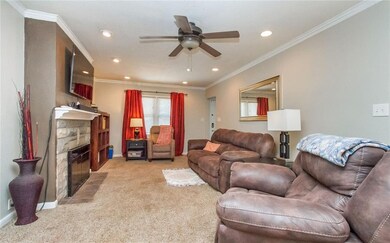 2809 Guthrie Ave, Des Moines, IA 50317 - photo 3