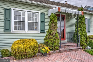 203 Orlon St, New Holland, PA 17557 - photo 5