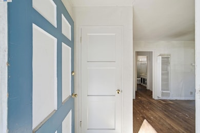 17472 Via Segundo, San Lorenzo, CA 94580 - photo 4