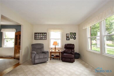 Front living room with lots of natural light