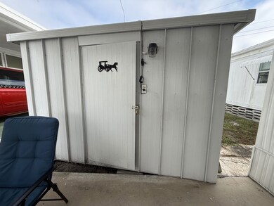 315 Cathy Dr, Lakeland, FL 33815 - photo 4