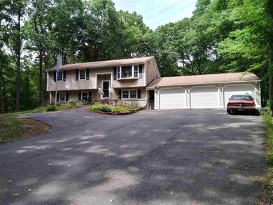 66 English Range Rd, Derry, NH 03038 - photo 2