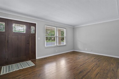 220 Bauer Ln, Maryville, IL 62062 - photo 4