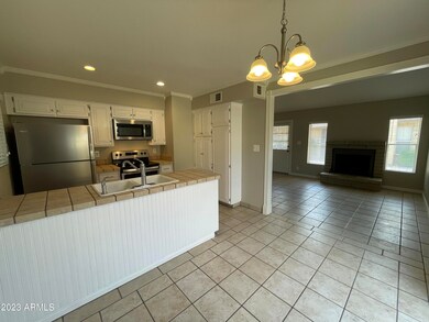 6412 S Stanley Place unit D, Tempe, AZ 85283 - photo 2
