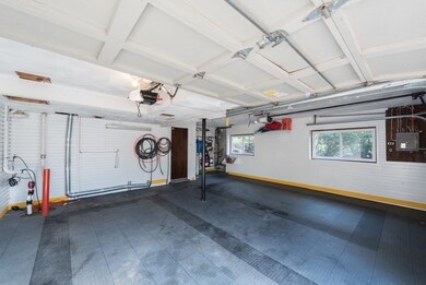 5 Lantern Ln, Natick, MA 01760 - photo 4