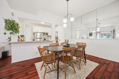 2100 Tanglewilde St unit 318, Houston, TX 77063 - photo 5