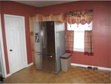 32 George St, West Springfield, MA 01089 - photo 7