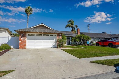 15232 Nottingham Ln, Huntington Beach, CA 92647 - photo 4