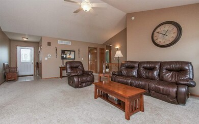 2130 Catherine Ct, Marion, IA 52302 - photo 5