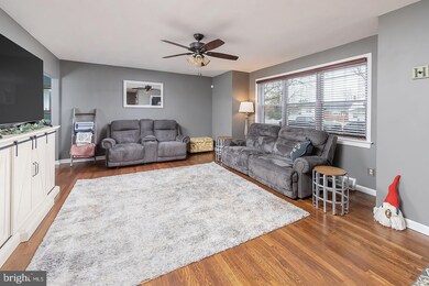 124 Newton Ave, Gibbstown, NJ 08027 - photo 6