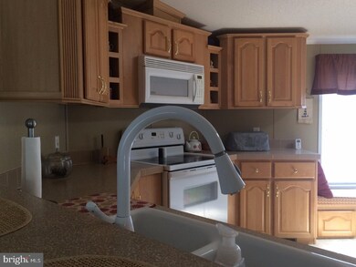 18 Fairway Ct, Quakertown, PA 18951 - photo 5