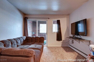 Living Room - newer carpet