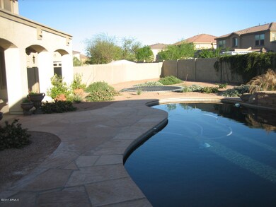 Heated Pool w/fountain