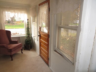 301 N 1st St, Princeton, IL 61356 - photo 2