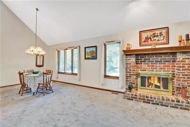 8512 Westgate St, Lenexa, KS 66215 - photo 6