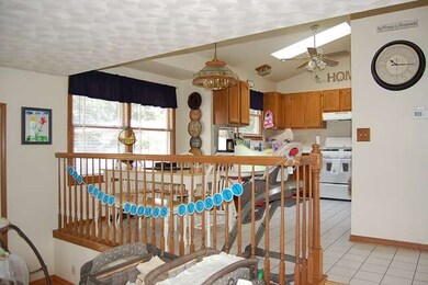 2720 Peppertree Ln, Waukegan, IL 60085 - photo 2