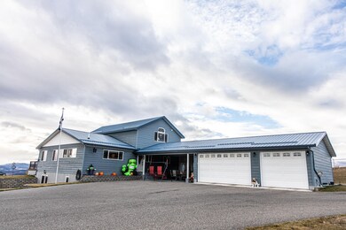 Palmers-Home-Butte-Buffalo-James-Photogr
