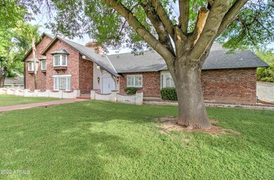 1712 E Fairfield St-5