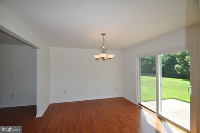 3994 Robin Hood Way, Sykesville, MD 21784 - photo 7