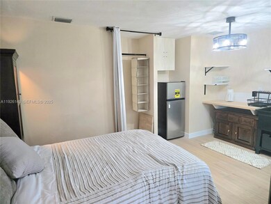287 NE 118th Terrace unit 5, Miami, FL 33161 - photo 2
