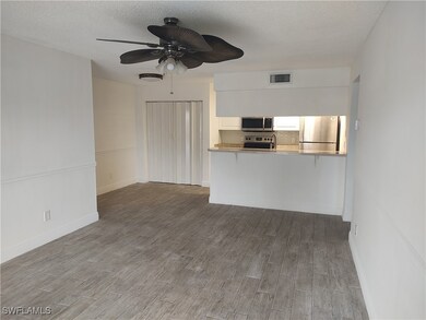 5311 Summerlin Rd unit 1109, Fort Myers, FL 33919 - photo 3