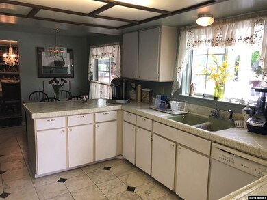 437 Michele Way, Sparks, NV 89431 - photo 6