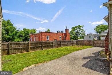 7614 Cypress Ave, Baltimore, MD 21224 - photo 5