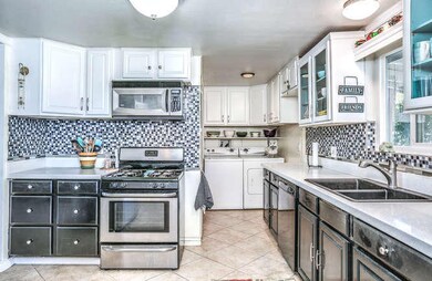 2040 Jason Ct Palm Springs-small-013-025