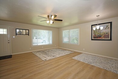 Living Room/Dining Room