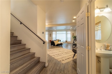 7221 Atascadero Creek Ct, Las Vegas, NV 89118 - photo 7