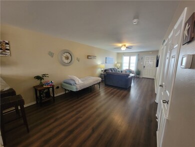 Additional dining room