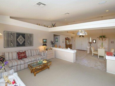 005_Open Plan Living - Dining Area