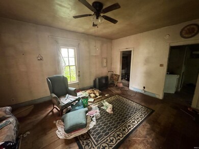 175 N Snowden St, Andrews, IN 46702 - photo 4