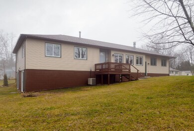 512 E Jefferson-102