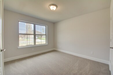 30181 Kingston Heath Dr, Cleveland, TX 77327 - photo 7