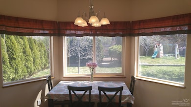 1764 SW 27th St, Redmond, OR 97756 - photo 7