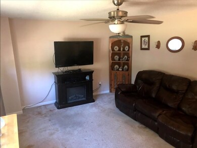 153 Providence St unit E, Millville, MA 01529 - photo 5